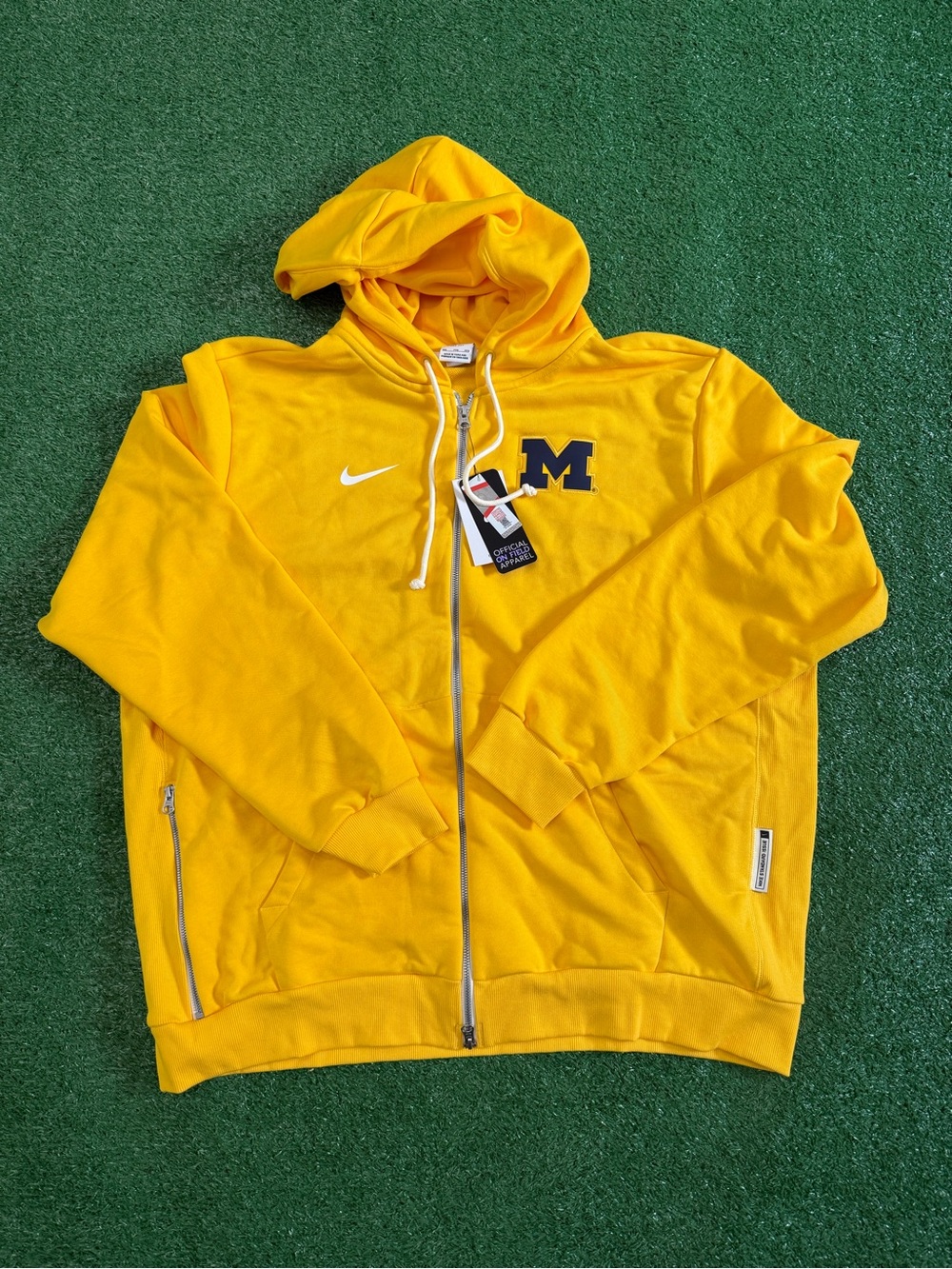 Michigan Wolverines Nike Jordan Yellow Full-Zip Hooded Sweatshirt – XXL – Brand